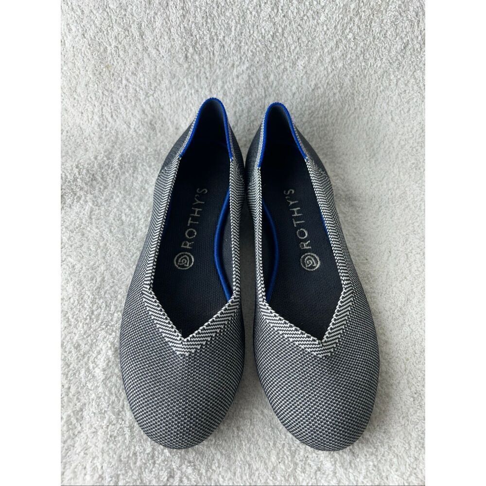 Rothys cloud gray bird’s eye round flat Navy print size 8.5